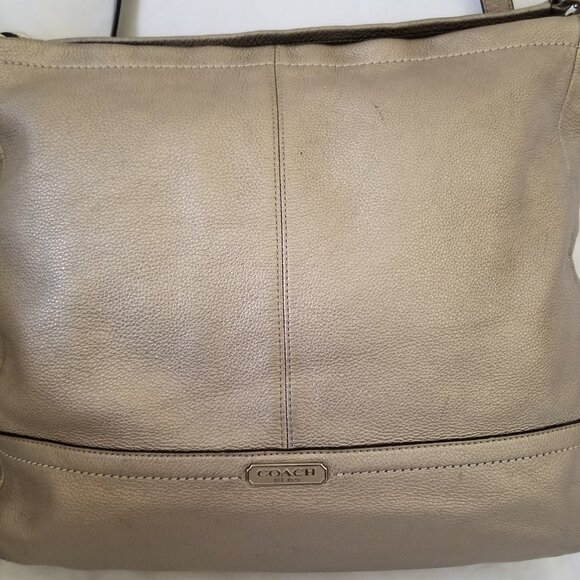 Authentic Coach Large Metallic Pebbled Leather Hobo Handbag & Crossbody - Picture 2 of 16